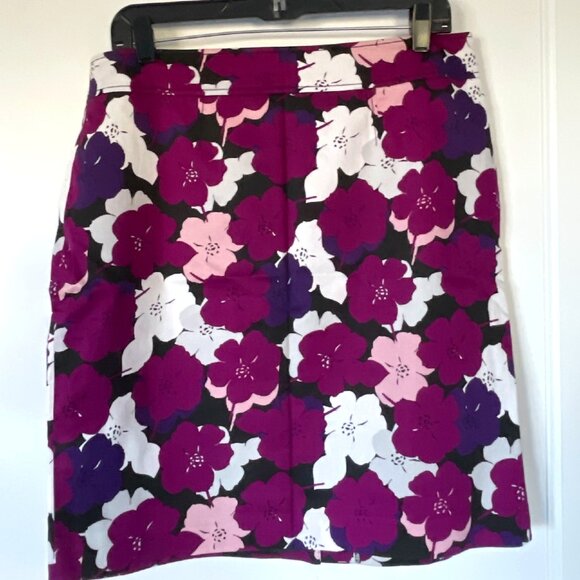 Ann Taylor LOFT Knee-length Floral Skirt (size 12) - EUC - Picture 1 of 3